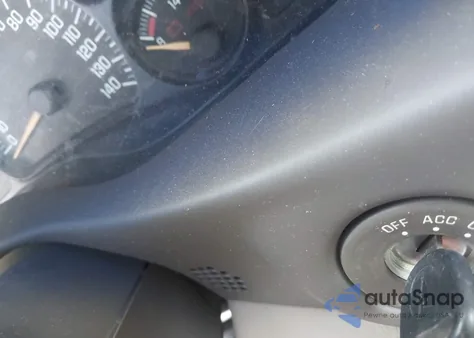 2000 Pontiac Bonneville Se z USA, uszkodzony, nr VIN 1G2HX54K8Y4286289